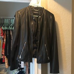 LIKE NEW EXPRESS WOMENS LEATHER JACKET MEDIUM